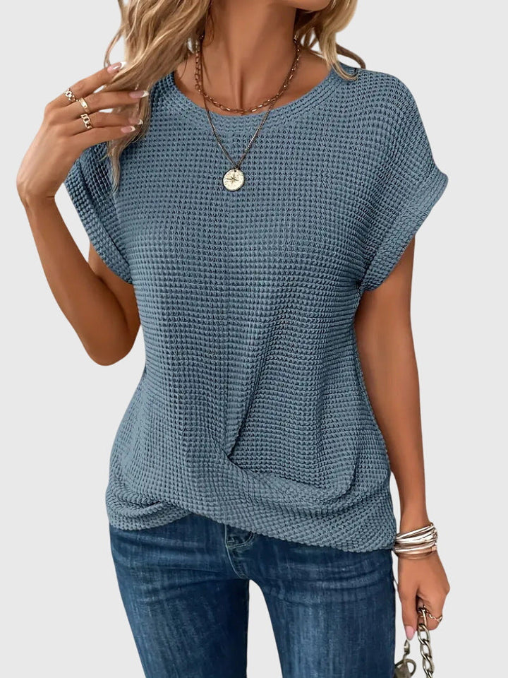 Annie | Elegant Blouse with Crew Neck
