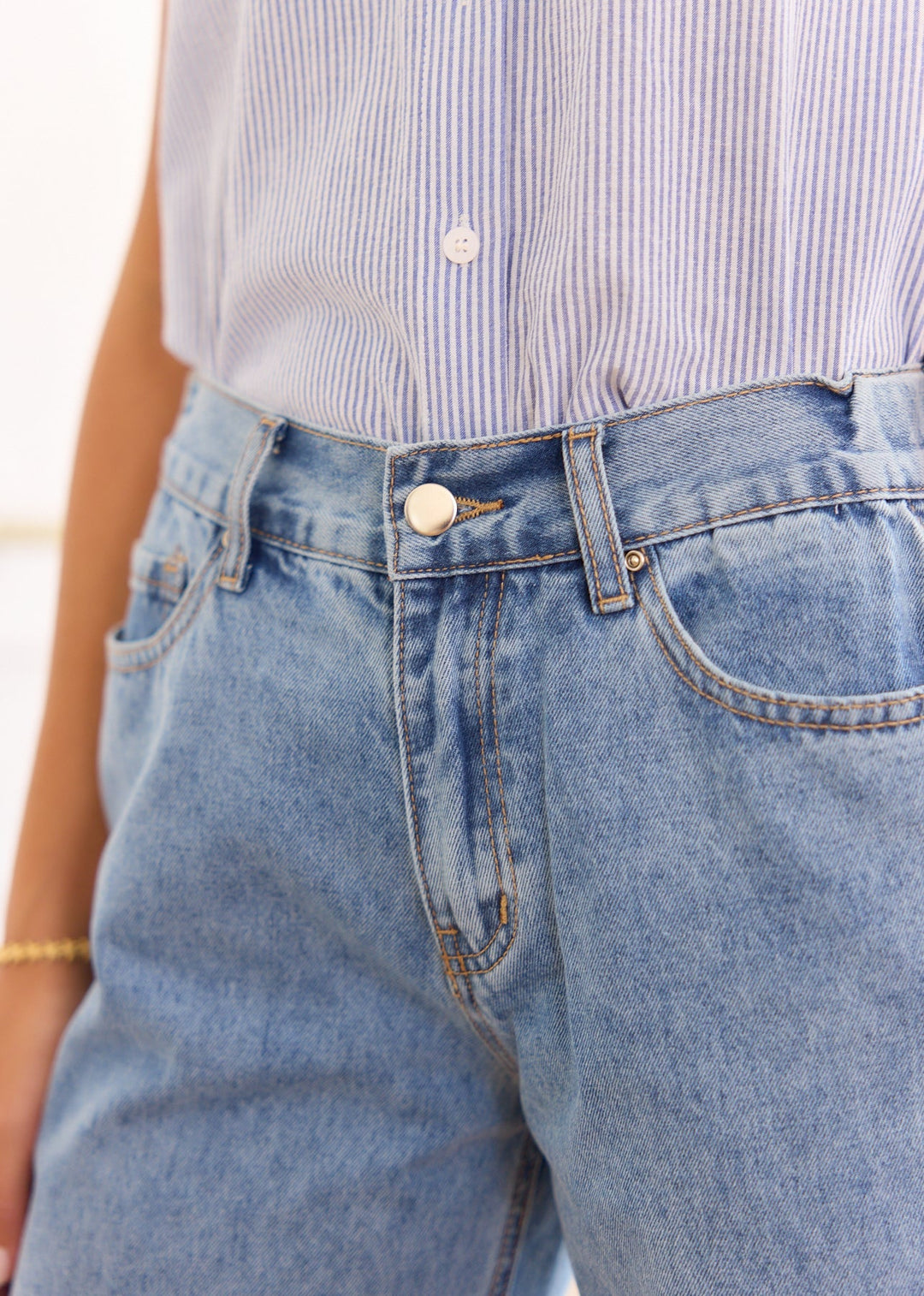 Short Léo