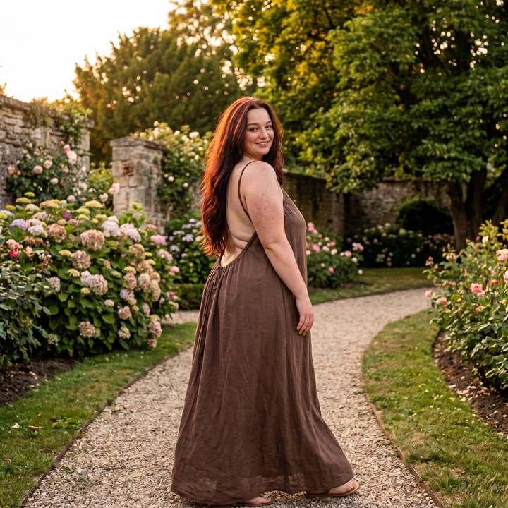 Nicole - Robe dos nu