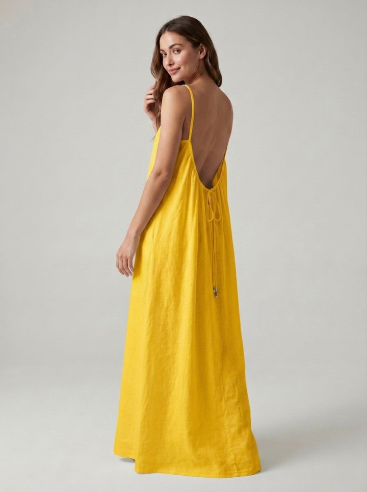 Nicole - Robe dos nu