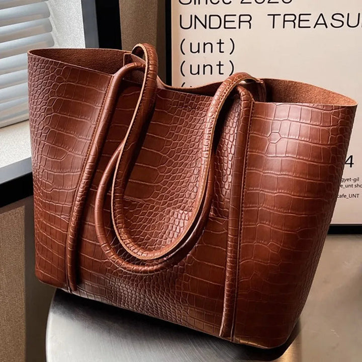 Christina™ | Sac à épaule raffiné