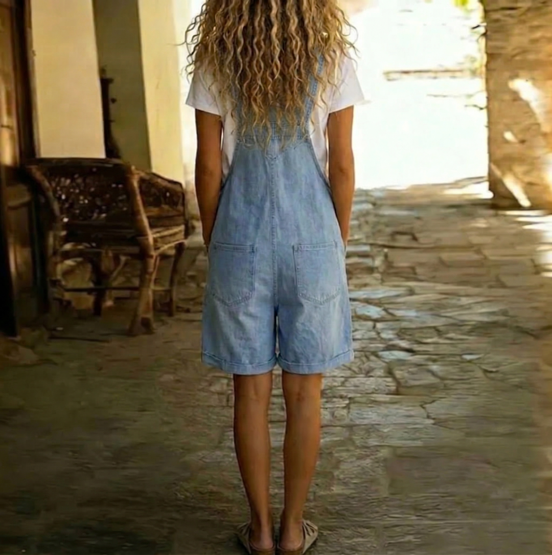 Clara | Salopette courte en denim lavé vintage bleu clair